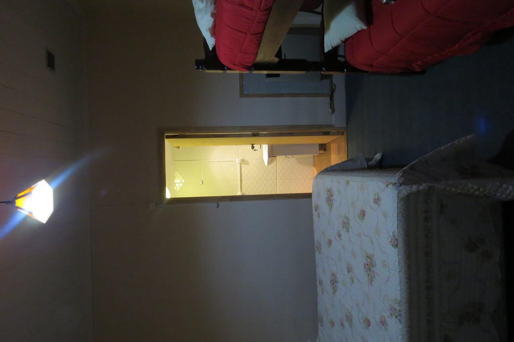 Hostal Doña Irma Punta Arenas Habitación foto
