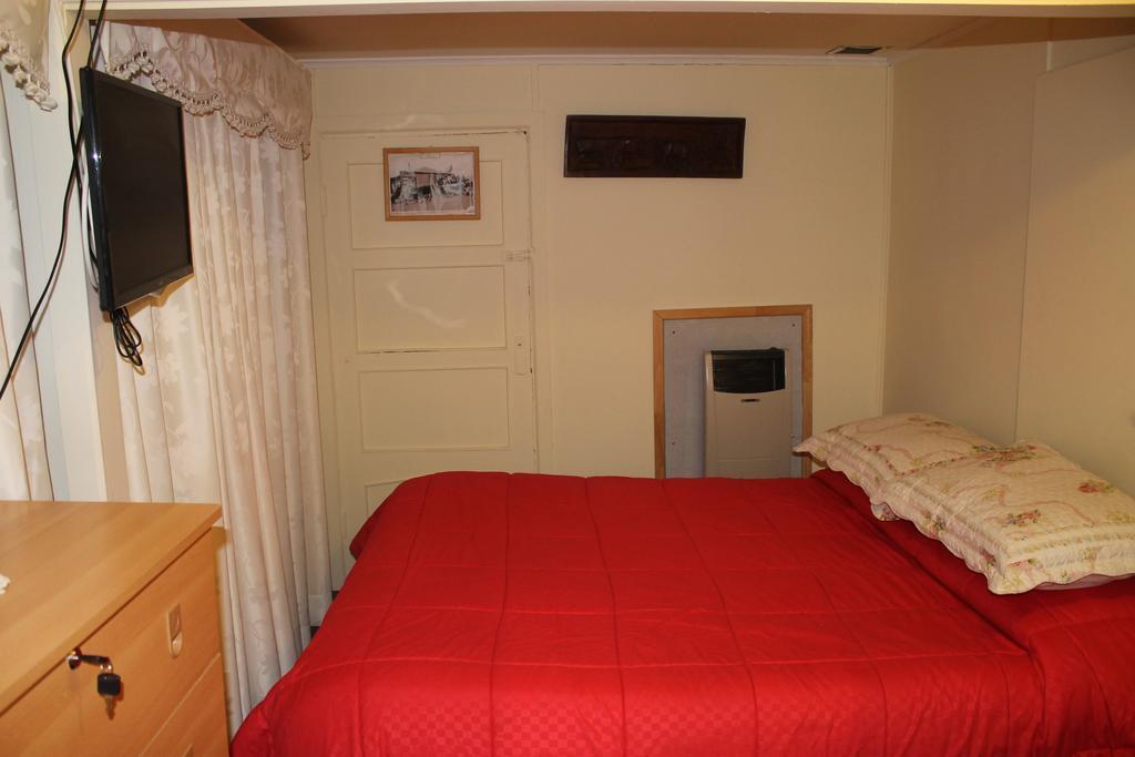 Hostal Doña Irma Punta Arenas Habitación foto